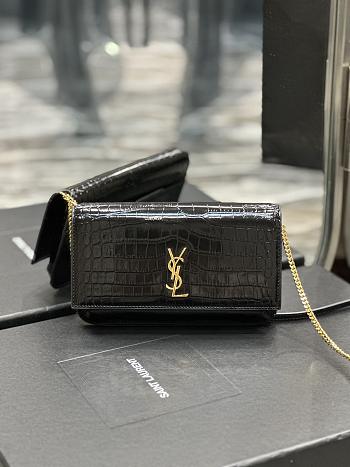 Cassandre Saint Laurent Phone Holder With Strap In Shiny Leather Black 635095 Size 18x11x2,5 cm