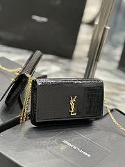 Cassandre Saint Laurent Phone Holder With Strap In Shiny Leather Black 635095 Size 18x11x2,5 cm - 3