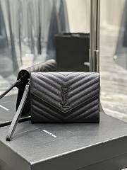 Cassandre Matelassé Flap Pouch In Grain De Poudre Embossed Leather Noir Size 21x16x3 cm - 1