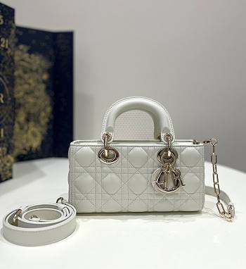 Dior Small Lady D-Joy Bag White Cannage Lambskin Size 22x6x12 cm