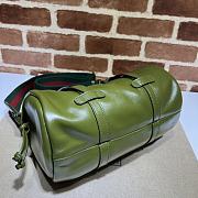 Gucci Small Duffle Bag With Tonal Double G Forest Green Leather Size 28.5x16x16 cm - 4
