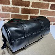 Gucci Small Duffle Bag With Tonal Double G Black Leather Size 28.5x16x16 cm - 4