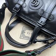 Gucci Small Duffle Bag With Tonal Double G Black Leather Size 28.5x16x16 cm - 2