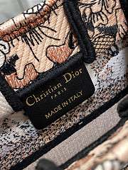 Mini Dior Book Tote Phone Bag Powder Pink Dior Jardin Magique Embroidery Size 13x18x5 cm - 5