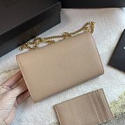 YSL Uptown Chain Wallet In Grain De Poudre Embossed Leather Taupe Size 19x12x3 cm - 4