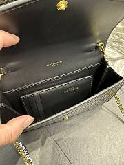 YSL Uptown Chain Wallet In Crocodile-Embossed Shiny Leather Black & Gold Size 19x12x3 CM - 5