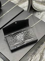 YSL Uptown Chain Wallet In Crocodile-Embossed Shiny Leather Black & Silver Size 19x12x3 CM - 3