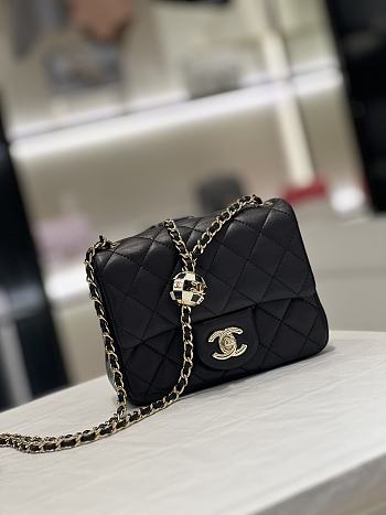 Chanel Mini Flap Bag AS1786 Black Size 13×18×7 cm