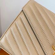 YSL Cassandre Matelassé Chain Wallet In Grain De Poudre Embossed Leather Beige Size 22,5x14x4 cm - 5