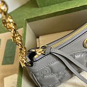 Gucci GG Matelassé Handbag Gray Size 25x15x8 cm - 4