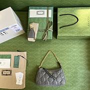 Gucci GG Matelassé Handbag Gray Size 25x15x8 cm - 2