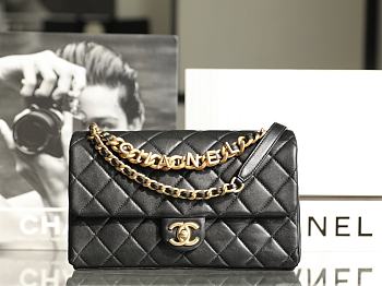 Chanel Black Flap Bag AS3897 Size 15×26×7 cm