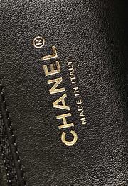 Chanel Black Flap Bag AS3897 Size 15×26×7 cm - 3