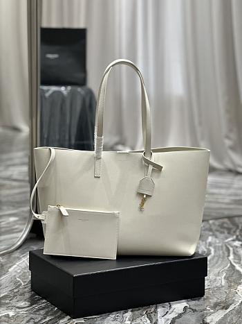 YSL Shopping Saint Laurent E/W In Supple Leather White Size 37x28x13 cm
