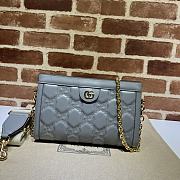 Gucci GG Matelassé Small Bag Gray Size 26x17.5x8 cm - 1