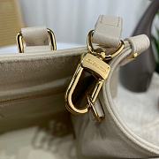 Louis Vuitton OnTheGo PM M46513 Size 25x19x11.5 cm - 4