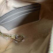 Gucci GG Marmont Half-Moon-Shaped Mini Bag Dusty Pink 21.5x11x5 cm - 2