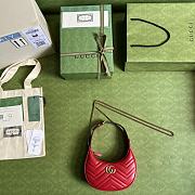 Gucci GG Marmont Matelassé Mini Bag Red Size 21x11x5 cm - 5
