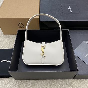 YSL Le 5 À 7 Mini In Smooth Leather White Size 19 X 11.5 X 4.5 CM