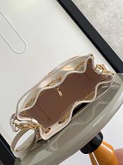 Louis Vuitton Summer Bundle Beige Clair Size 28x20x11.5 cm - 5
