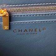 Chanel Casual Style Street Style Chain Dark Blue Leather Size 14.5x23.5x7 cm - 4