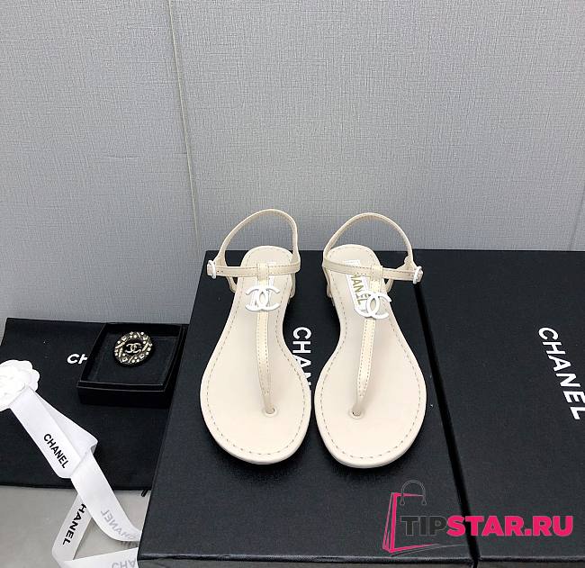 Chanel Sandals Lambskin Ivory G40018 - 1