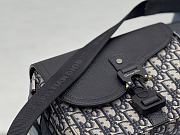 Dior Essentials Mini Saddle Bag With Strap Beige and Black Dior Oblique Size 23 x 18 x 6 cm - 4