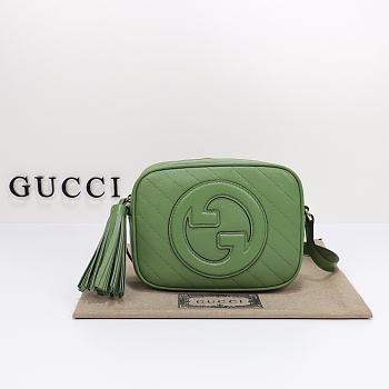 Gucci Blondie Small Shoulder Bag Green Size 21x15.5x5 cm