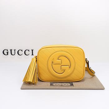 Gucci Blondie Small Shoulder Bag Yellow Size 21x15.5x5 cm