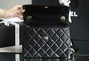 Chanel Flap Bag With Top Handle A92236 Y60767 Size 17 × 25 × 12 cm - 4