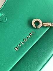 Bvlgari Serpenti Baia Shoulder Bag Green Size 27.5 x 18 x 4.5 cm - 3
