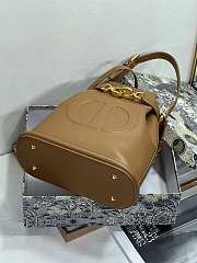 Dior Medium C'est Bag Golden Saddle CD-Embossed Calfskin Size 24x10x24.5 cm - 4