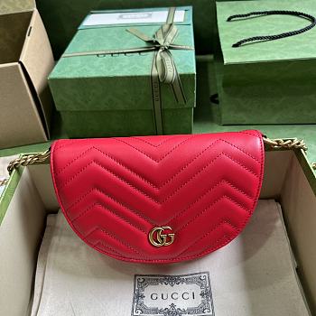 Gucci GG Marmont Matelassé Chain Mini Bag Red Size 20x14.5x4 cm