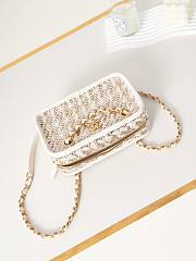 Chanel Small Camera Bag AS3768 White Size 20.5x13.5x7 cm - 3