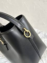 YSL Le 37 In Shiny Leather Black Size 20 X 25 X 16 CM - 5
