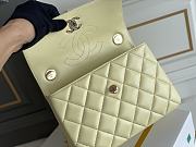 Chanel Top Handle Bag Light Yellow Size 17x25x12 cm - 2