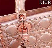 Dior Medium Or Lady D-Joy Bag Pink Iridescent And Metallic Cannage Lambskin Size 26 x 13.5 x 5 cm - 4