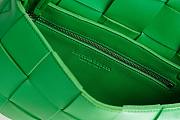 Bottega Veneta Cassette Green Size 15x23x5.5 cm - 5