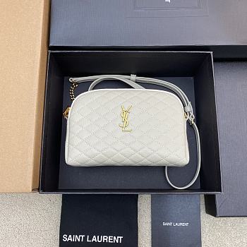 YSL Gaby Zipped Pouch In Quilted Lambskin Blanc Vintage Size 18 X 13 X 3,5 CM