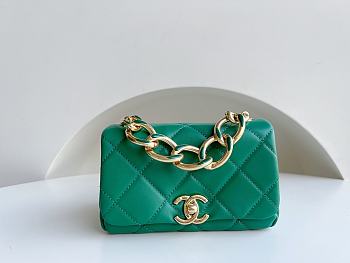 Chanel Flap Bag Green AS3365 Size 17x8.5x11.5cm