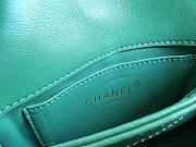 Chanel Flap Bag Green AS3365 Size 17x8.5x11.5cm - 2