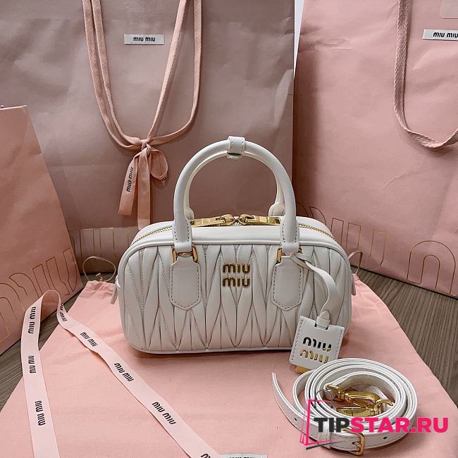Miumiu Arcadie Matelassé Nappa Leather Bag White Size 10.5*22*7.5 cm - 1