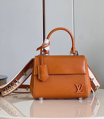 Louis Vuitton Cluny Mini Bag M58931 Brown Size 20 x 16 x 7.5 cm