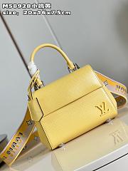 Louis Vuitton Cluny Mini Bag M22617 Yellow Size 20 x 16 x 7.5 cm - 5