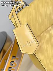 Louis Vuitton Cluny Mini Bag M22617 Yellow Size 20 x 16 x 7.5 cm - 4