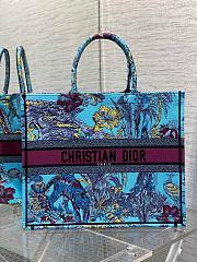 Dior Large Book Tote Celestial Blue Multicolor Toile de Jouy Voyage Embroidery Size 42.0x18.0x35.0cm - 1