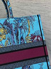 Dior Large Book Tote Celestial Blue Multicolor Toile de Jouy Voyage Embroidery Size 42.0x18.0x35.0cm - 4