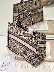 Dior Medium Book Tote Beige and Black Plan de Paris Embroidery Size 36 x 27.5 x 16.5 cm - 4