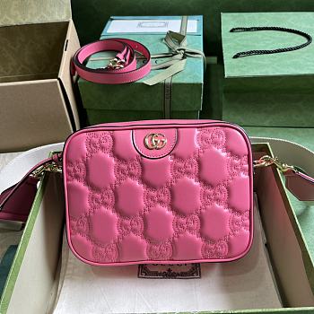 Gucci GG Matelassé Small Bag Pink Size 21.5x 17x 7.5 cm
