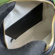 Gucci GG Matelassé Small Bag Black Size 21.5x 17x 7.5 cm - 4